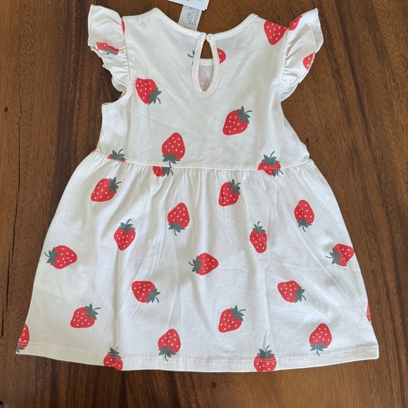 NWT H&M Strawberry Print Baby Girl Dress - Size 9M - Picture 3 of 3